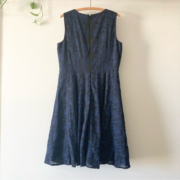 Anne Klein Embroidered A-Line Midi Dress 14 - Picture 4 of 5